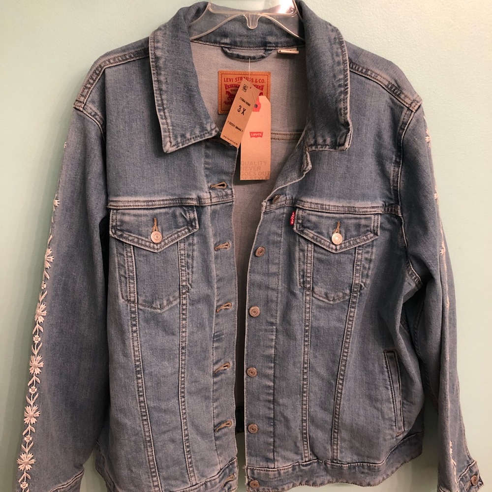 Levi denim woman’s jacket
